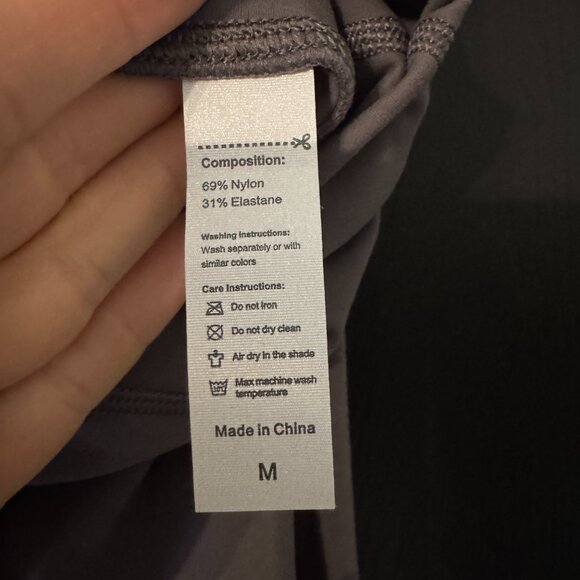 NWOT Womens Leggings Tan Medium - Picture 2 of 3